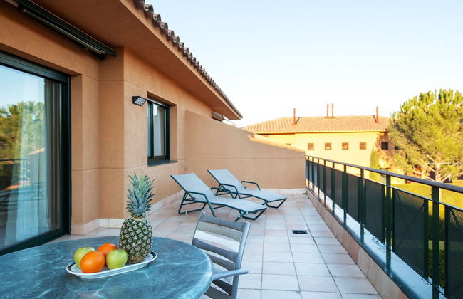 Torremirona Aparthotel Vila Birdie - Photo 12