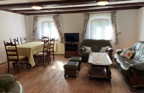 Apartament w XIX-wiecznym Spichlerzu nad Jeziorem z dostępem do parku i widokiem na Dworek Modrzewiowy z 1823 roku - Foto 37