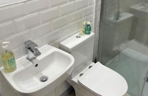 Box Barn - Stylish Accommodation in Rutland - Photo 14