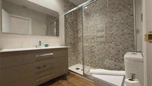 Comfort in the financial heart of Madrid - María Panes - Foto 5