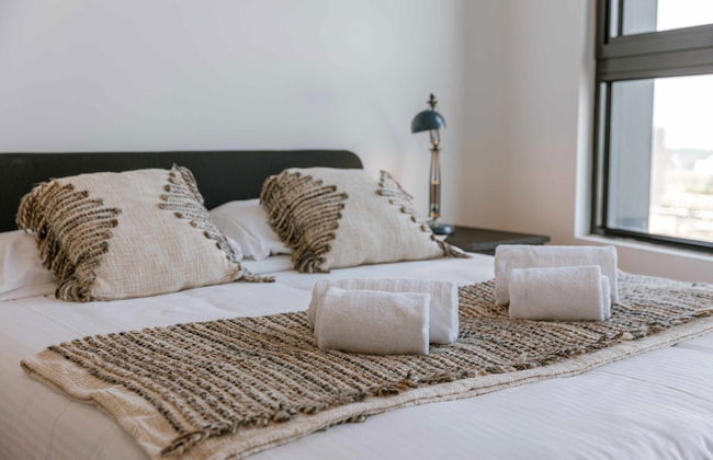 Stylish two Bedroom Apartment in Antwerp - Photo 20