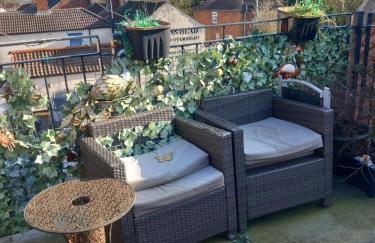 Saracens Head above the pub near Chaple st Leonards - Foto 48