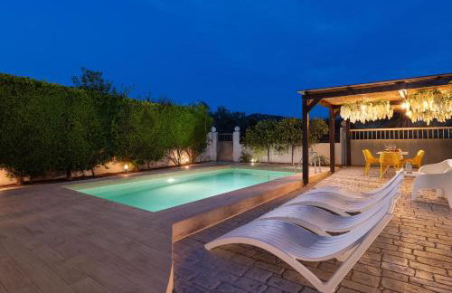 Niovis Villa - Photo 26