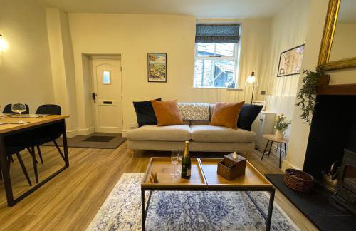 3 Chapel Square - Photo 3