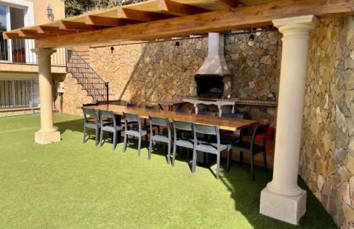 Casa Mas Ambros con piscina desbordante - Foto 7