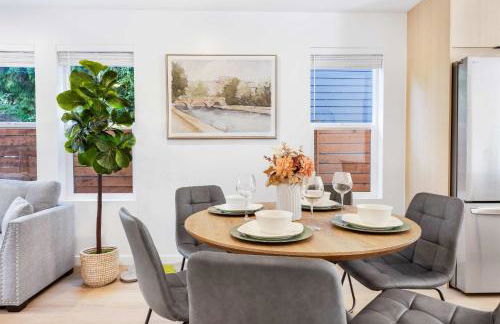 2025 Modern 2BR Home Near Sea-Tac & Boeing - Foto 17