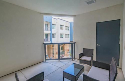 Cozy 1BR Kierland Commons, TPC Golf, Pool, Gym, W-D - Foto 24