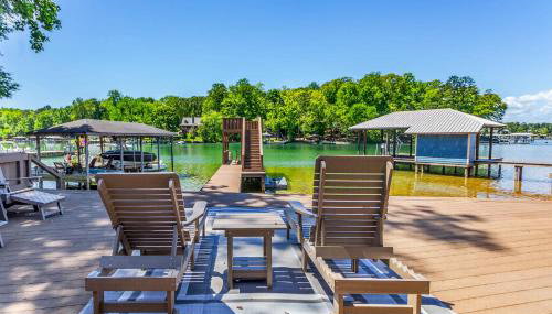 Lakefront Cabin with Private Dock - Photo 3