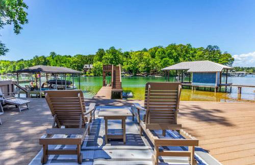 Lakefront Cabin with Private Dock - Foto 4