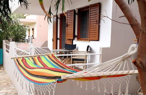 Casa Sofianna 2-bedroom home next to sandy beach - Foto 24