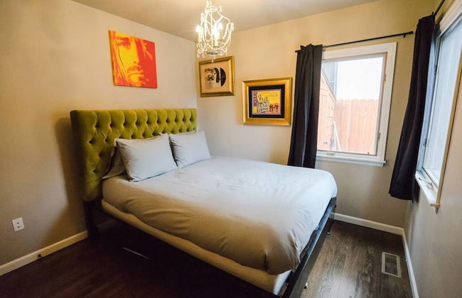 Time Capsule Tudor A Modern Family Getaway - Photo 7