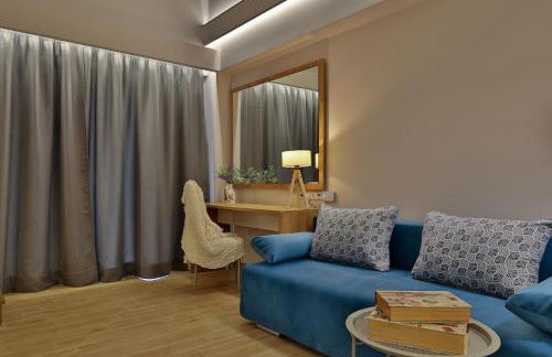 FOUR REASONS - Foto 20