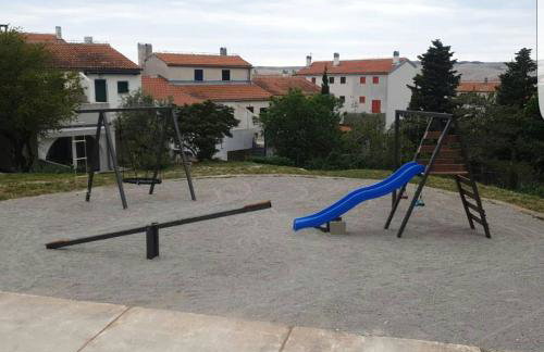 Apartment Magic - Photo 30