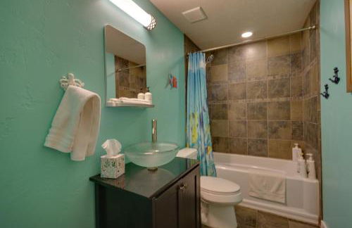 Game Room and Home Office Spacious Kaysville Escape - Foto 30