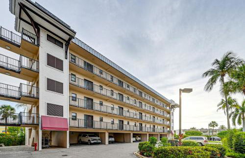 Pool Access Relaxing Naples Bay Extended Stay! - Foto 22