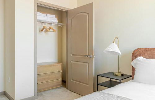 Blueground Contra Costa Centre pool nr Mt Diablo SFO-1901 - Foto 15