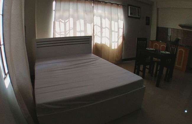 Beinte Singko de Marso Apartments - Foto 7