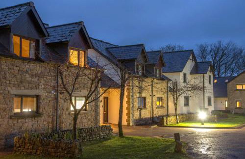 Honeybee Cottage - Photo 31