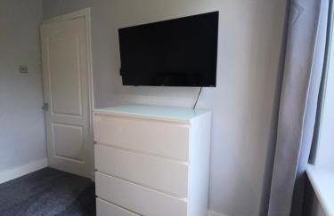 Renfrew Apartment Near Glasgow Airport - Foto 23