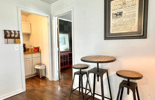 1BR Apt 8 min to Integris Baptist #37A - Foto 23