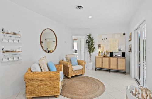 Sunshine Retreat I Waterfront I Pool I Paddle Boards I Bikes - Foto 19