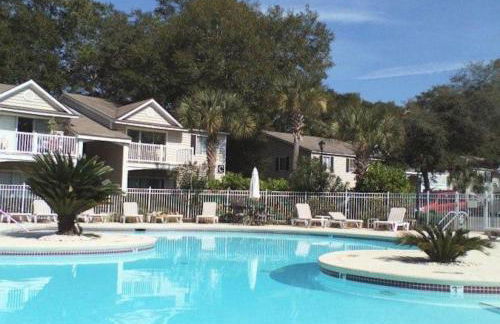 E10 comfortable and neat 2 bedroom 2 bath - Foto 1