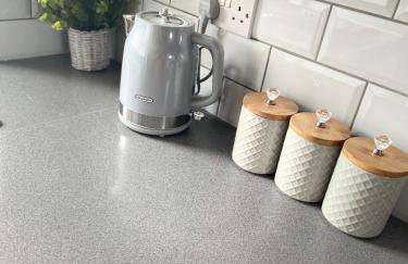 Beautiful Location One Bedroom Residential Home - Foto 13