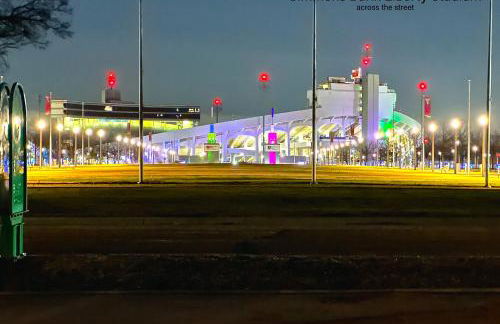 Historic Revival King Bed Liberty Bowl Memphis 893 - Foto 21