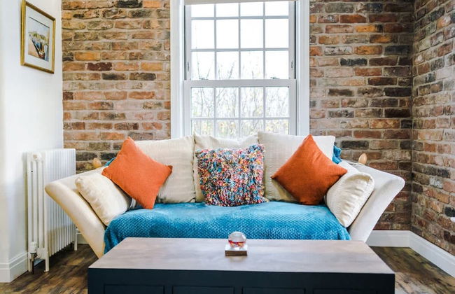 Host Stay Belvedere House - Photo 9