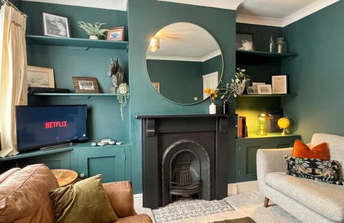 Stylish and Cosy stay in the Heart of Malton - Photo 10