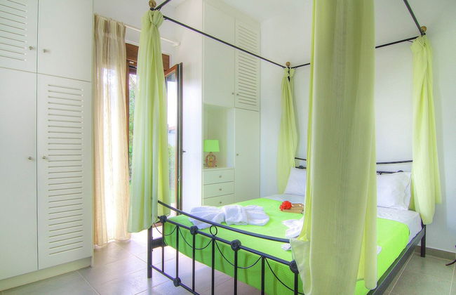 Holiday Home in Crete With Private Pool - Photo 17