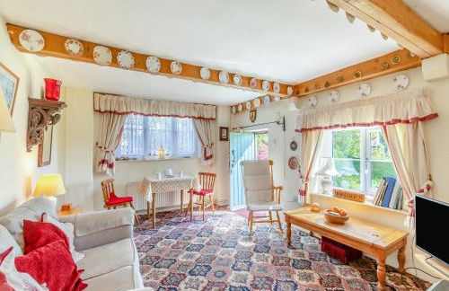 Little Thatch - Photo 2