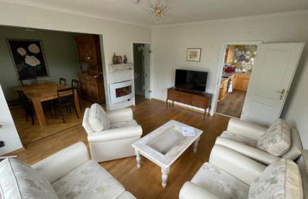 Ferienhaus An der Weinrebe in Bad Hersfeld mit Garten, 2 Bäder, 2 Schlafzimmer & Küche - gratis Parkplätze - Foto 2