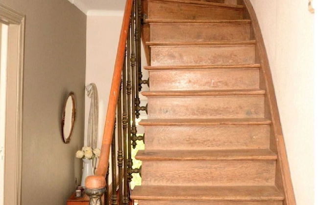 Family Villa Near Forest - Foto 13