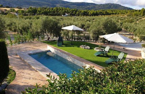 ENTRESIERRAS Apartamentos rurales con chimenea, barbacoa y espacio para eventos - Foto 12