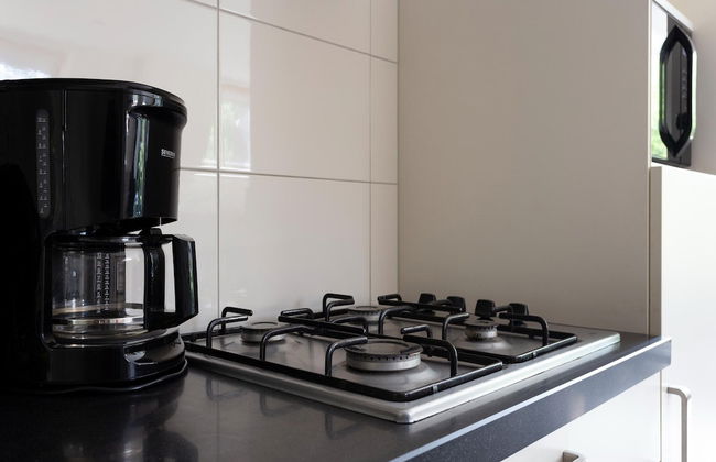 Family Bungalow by the Fen - Photo 20