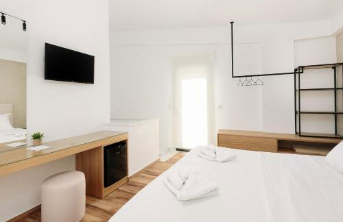 Kyan Executive Suites - Photo 14