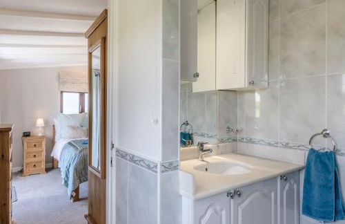 Bay View Cottage - Photo 21