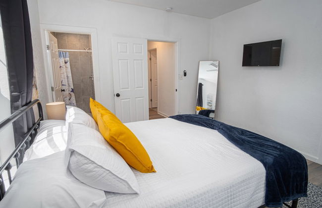 Charming 4br/2ba Only 5 Mins Downtown & Riverwalk - Photo 6