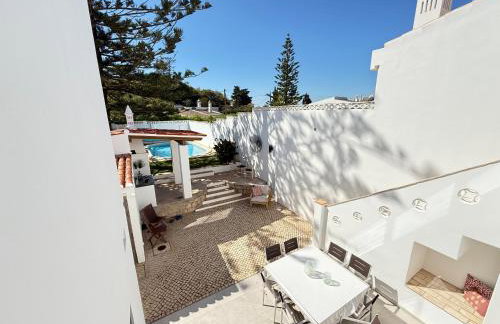Vila Golfinho, with heated pool, rooftop lounge and ocean views - Foto 44