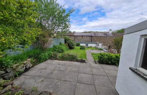 Picturesque 2 Bedroom Miners Cottage Near Bike Park Wales & Brecon Beacons - Photo 9