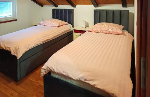 Lovely Home In Gospic - Foto 24