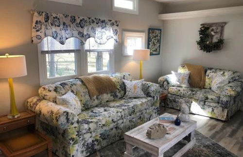 Morning Dove - Hidden Brookside Cottage in the Woods - Hot Tub - Fire Pit - Pet-Friendly - Seneca & Keuka Wine Trails - Foto 5