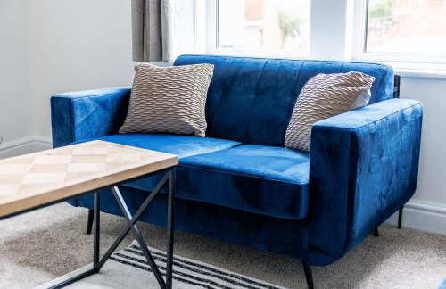 2 BR Home Perfect for Short and Long Term Stay - Foto 47