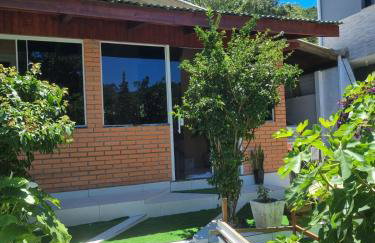 Lugar Acolhedor e Próximo a Natureza - Foto 1