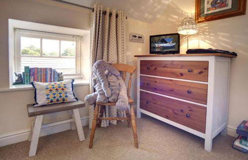 The Apple Store - Photo 8