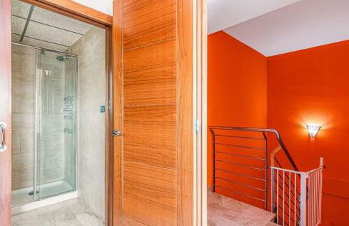 Casa rustica con piscina y jardin - Photo 25