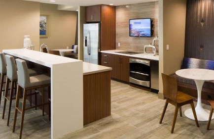 Central Irvine 1BR Loft w Work Setup by Anyplace - 11750 - Foto 28