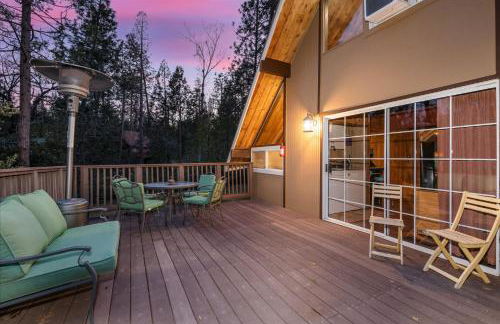 Bass Lake Chalet- A frame with hot tub/firepit - Foto 31
