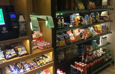 Flat sensacional 5 pessoas em condomínio moderno 2 suites climatizados - Foto 24